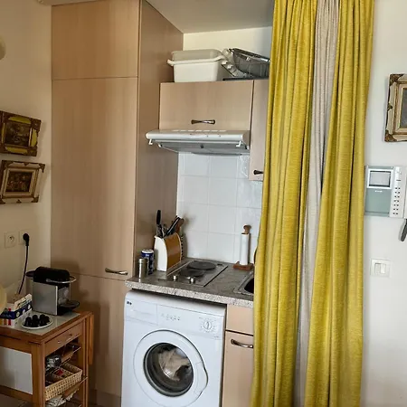 Vue 02 45m Et Parking *