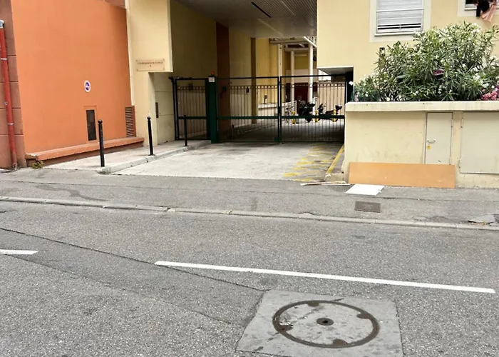 Vue 02 45m Et Parking