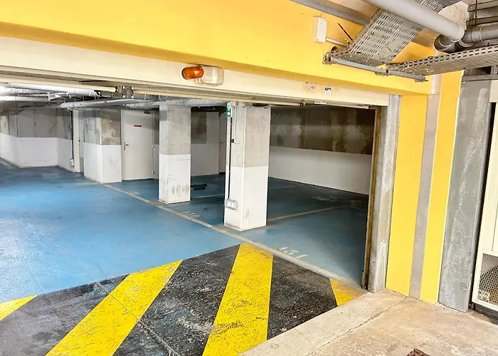 Vue 02 45m Et Parking Nice